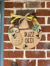 "Buzz Off" Wall Hanger