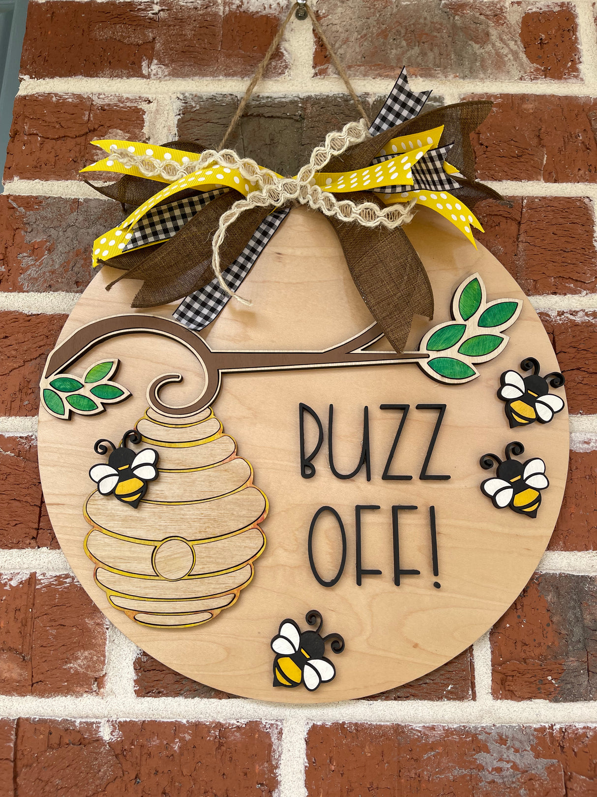 "Buzz Off" Wall Hanger